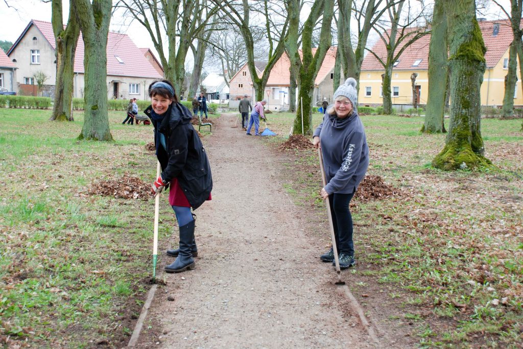 Dorfputz 2017, Copyright Reimund Alheit