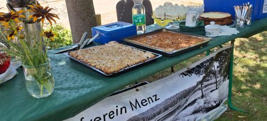 Das Sommercafé des Dorfcafés