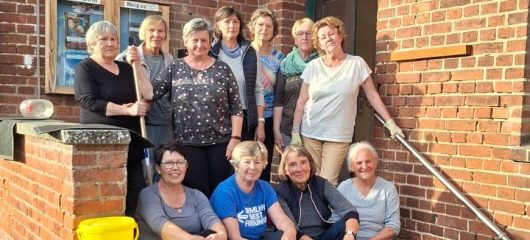 Sportlicher Herbstputz in der Heimatschule
